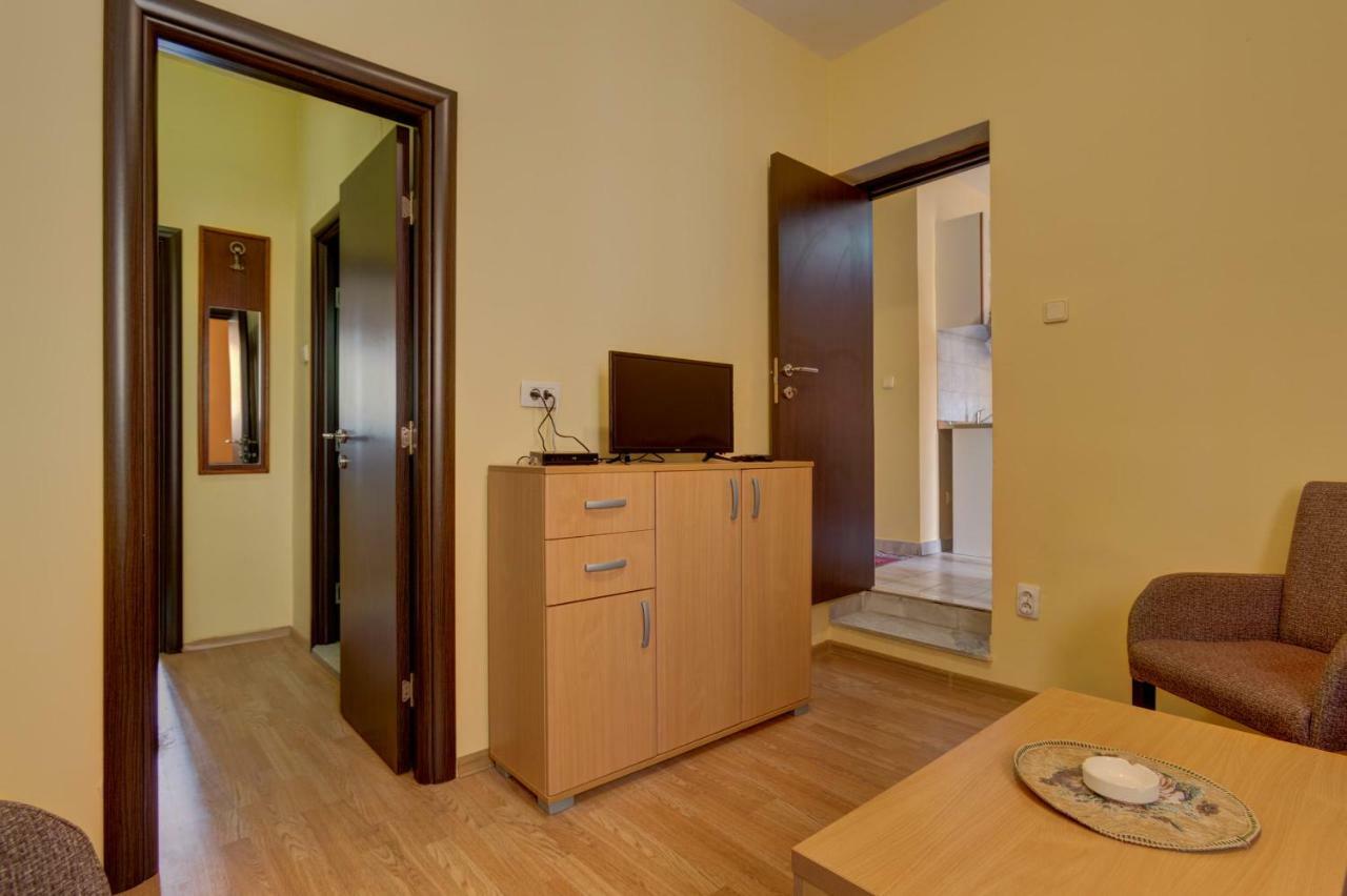 Mali Milocer Bay Accommodation Sveti Stefan Exteriér fotografie
